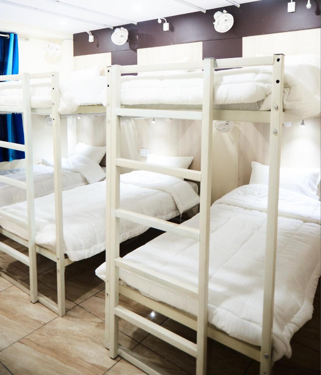 Himalayan Hostel Ню Делхи Стая снимка
